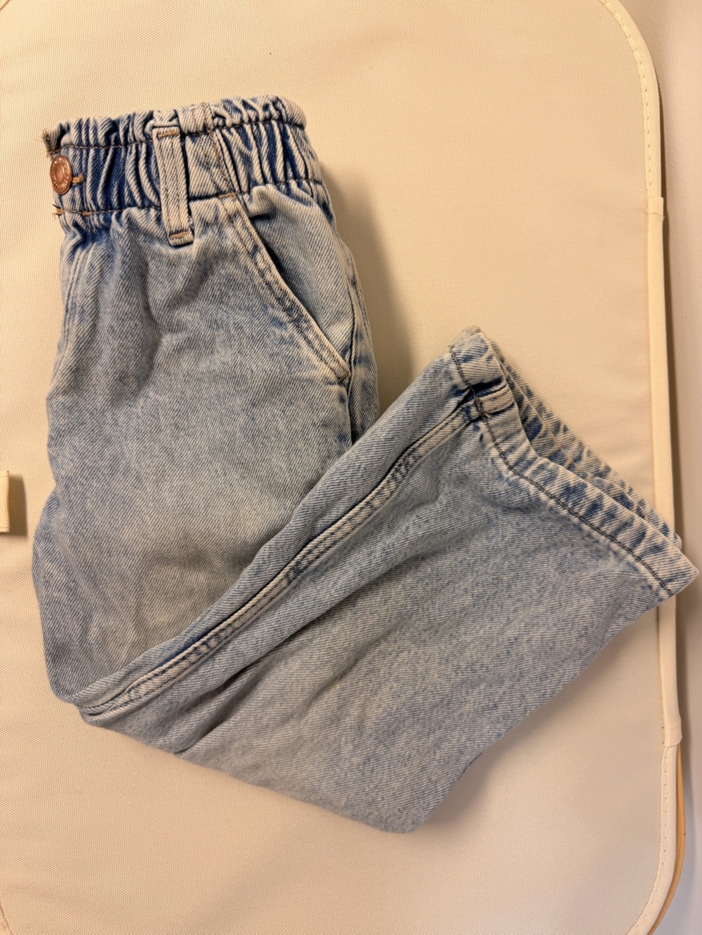 H&M Light Wash Blue Relaxed Jeans